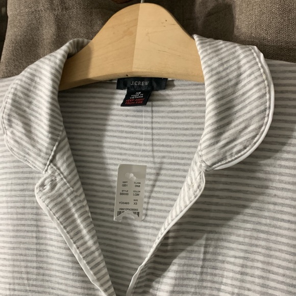 J Crew Re-Imagined Women’s Pajama top - Picture 2 of 8